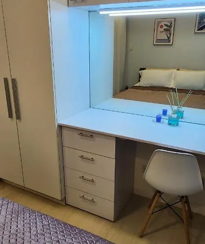 1br Unit In Taguig Paranaque Azure Urban Residences *