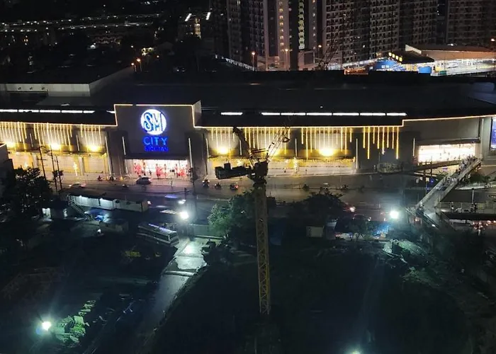 Apartment 1br Unit In Taguig Paranaque Azure Urban Residences *