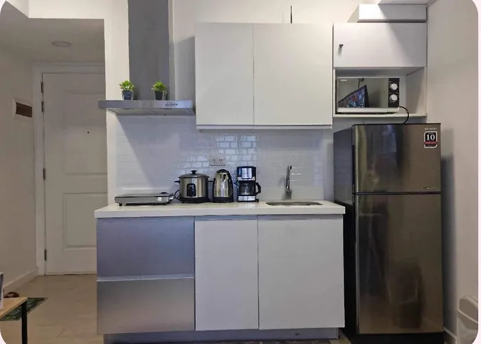 1br Unit In Taguig Paranaque Azure Urban Residences * Manila